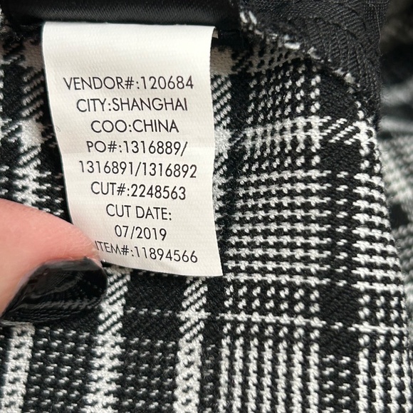 Hot Topic Grey Plaid Pants With Detachable Chain S - Picture 8 of 10